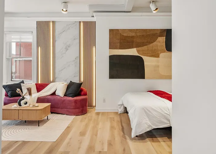 Parlour Hotel Ottawa