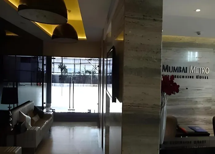 Mumbai Metro - The Executive Hotel