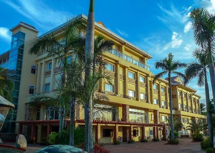 Tanza Oasis Hotel And Resort