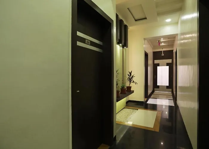 Hotel O Everest Inn Hotel Pune