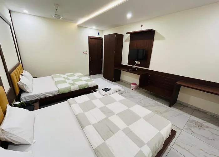 Hotel Prakasham Ujjain