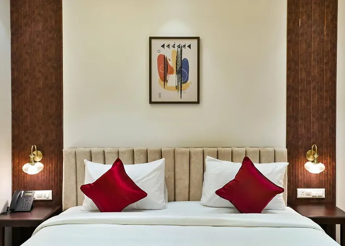 Aroma Hills Resort Munnar Devikolam