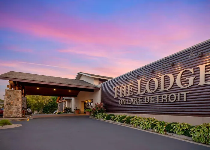 Best Western Premier The Lodge On Lake Detroit Detroit Lakes