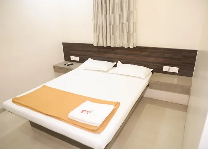 Hotel Maharaja Thane