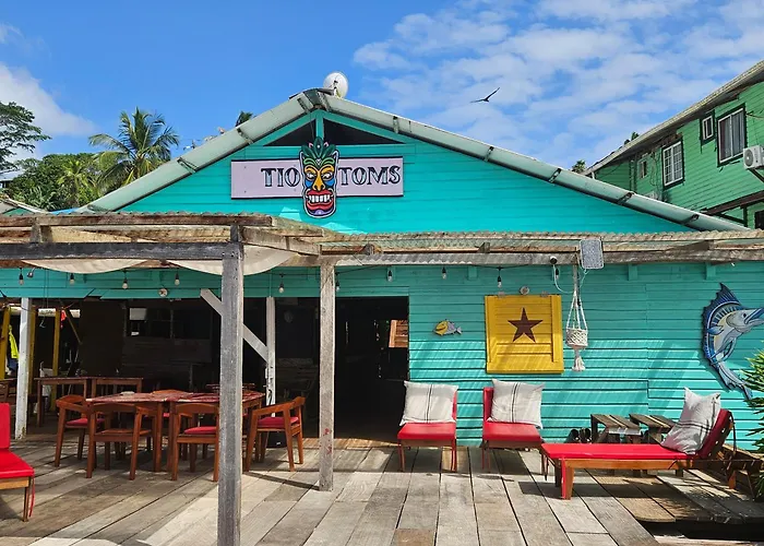 Tio Toms Guesthouse Bastimentos