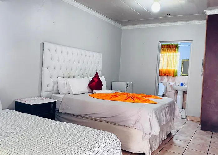 Village Boiketlo Bloemfontein