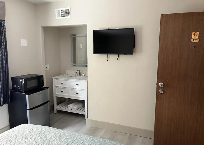 Palm Hotel Near Lax Airport Hawthorne