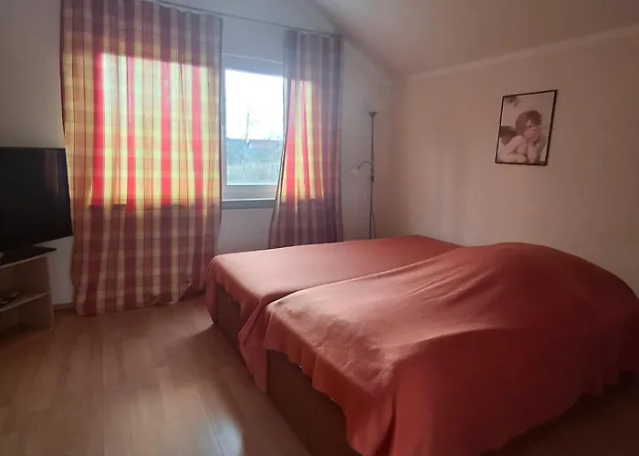 Wandlitz-Pension Dampflok