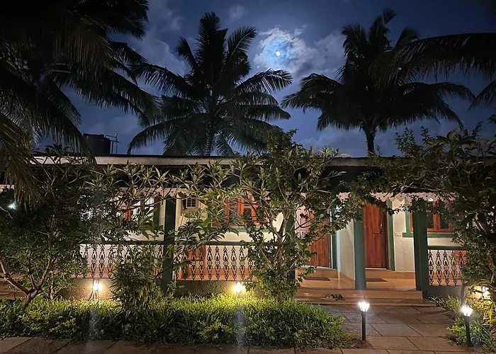 Golden Pearl Beach Resort Baga
