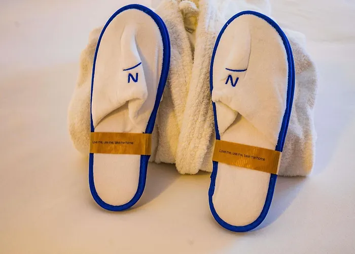 Novotel London West