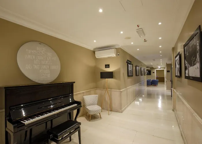 Best Western Plus Hotel Globus Roma