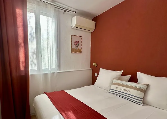 Hotel Le Clos Du Dramont Saint-Raphael 