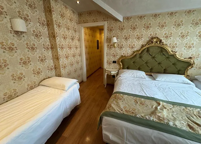 Hotel Tre Archi Venice