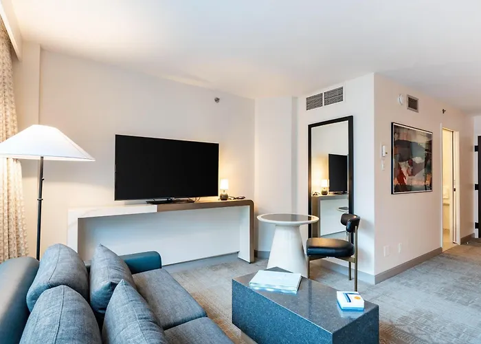 Beacon Hotel&Corporate Quarters Washington