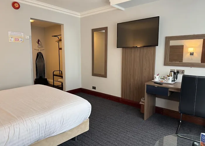 Best Western Plough And Harrow Hotel Birmingham