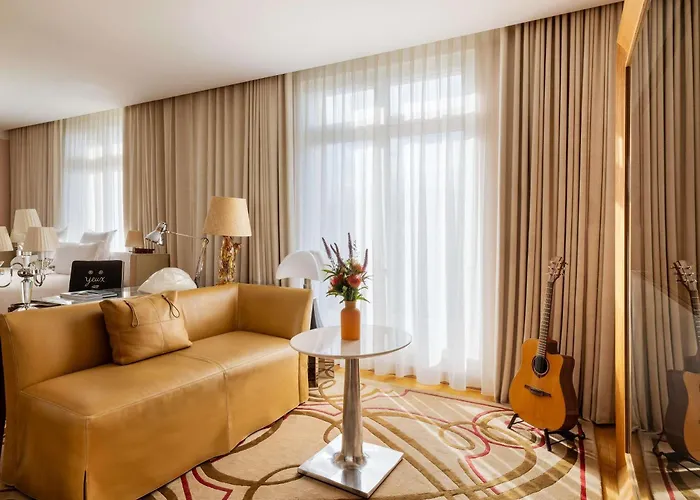 Hôtel Le Royal Monceau Raffles Paris