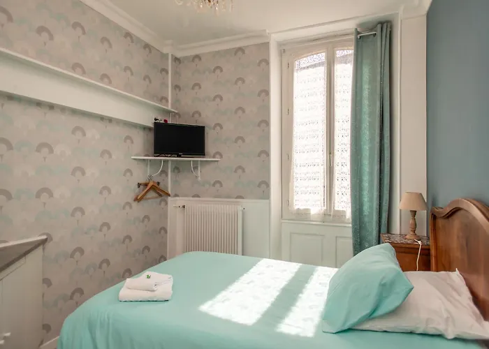 Hotel Restaurant Continental Evian-les-Bains