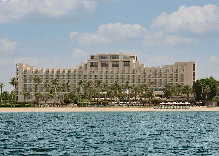 Ja Beach Hotel, Дубай