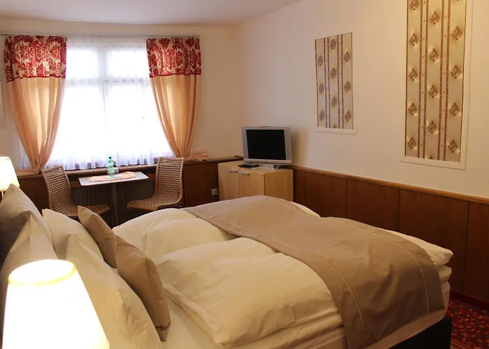 Hotel Garni Ratstube Bad Urach