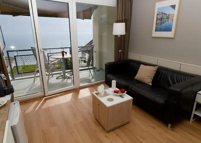 Seehotel Riviera At Lake Lucerne Gersau