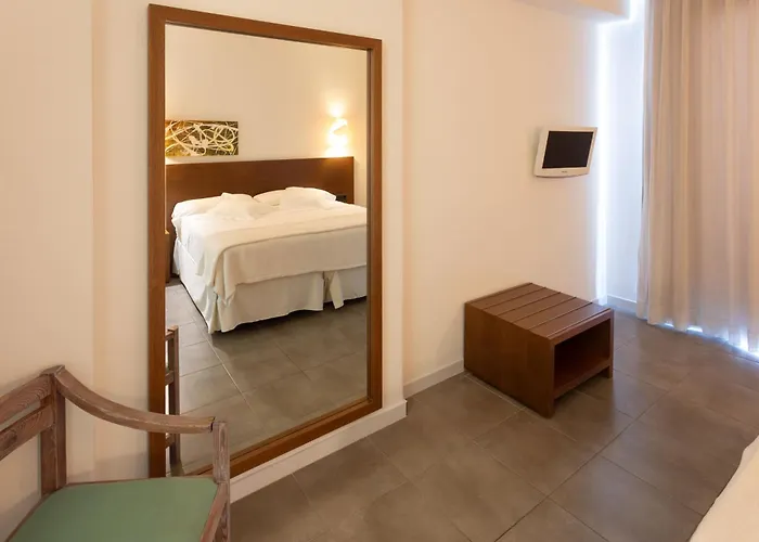 Es Mitjorn Hotel San Antonio Abad