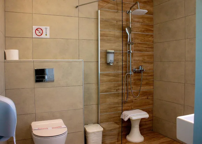 Konstantinoupolis Hotel Corfu 