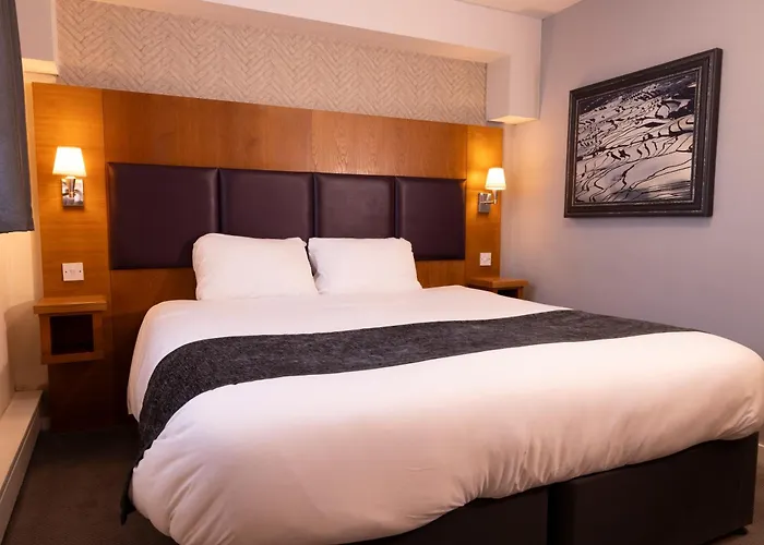 De Trafford Arms By Chef & Brewer Collection Hotel Alderley Edge