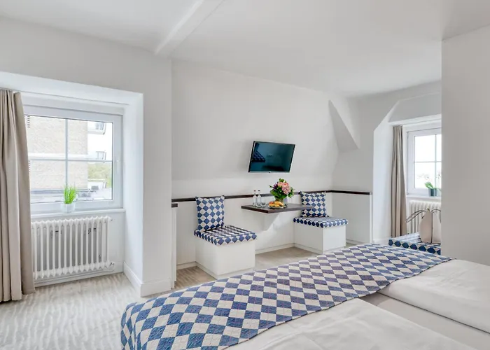 Hotel Strandschloesschen Lubeck