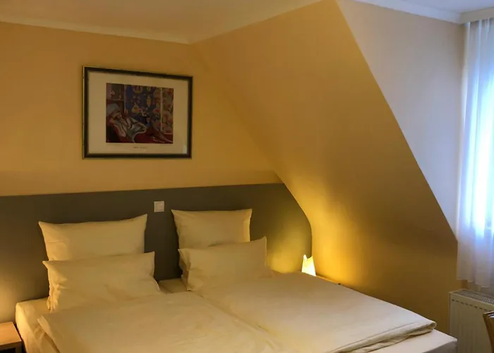 Loens Hotel Garni Garbsen