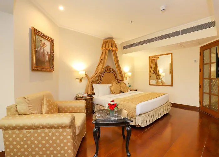 Hotel The Royal Plaza New Delhi