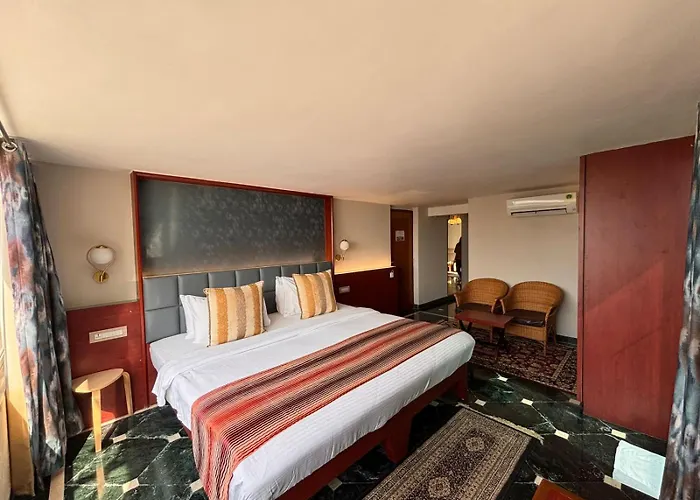 Hiltop Hotel Mumbai