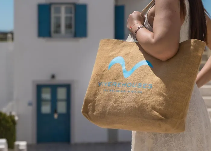 Vira Vivere Houses Plaka 