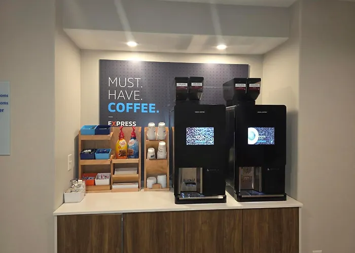 Holiday Inn Express Hotel & Suites Lincoln-Roseville Area By Ihg