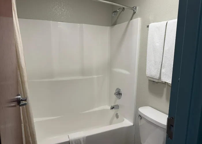The Magnolia Hotel Searcy