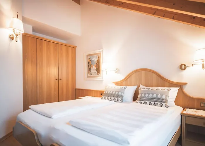 Hotel Gratschwirt Toblach