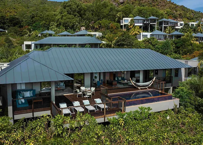 Raffles Seychelles Hotel Anse Lazio