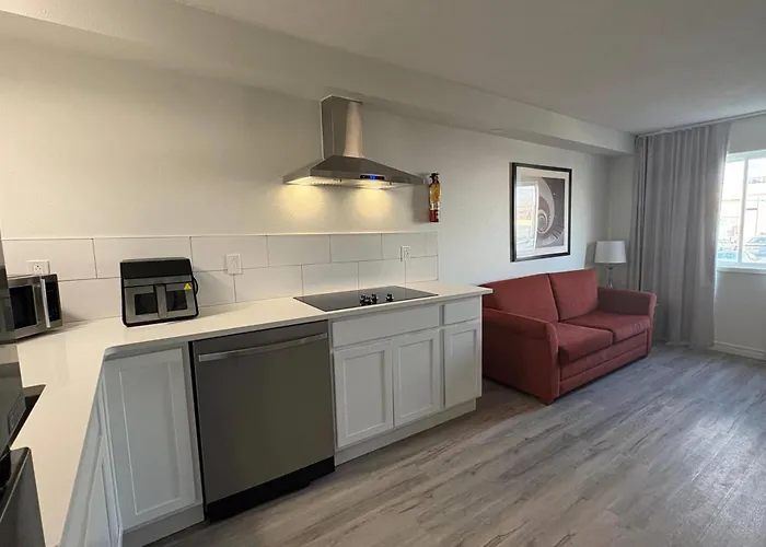 Ramada By Wyndham Miramichi New Brunswick Hotel