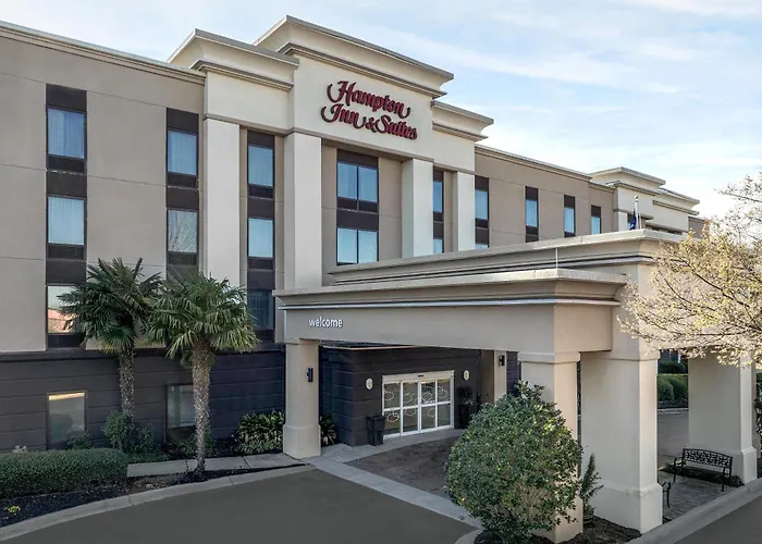 Hampton Inn & Suites Clinton