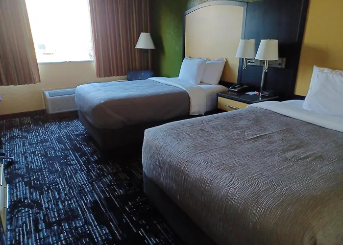 Quality Inn Conference Center Logansport