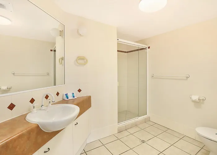 Kings Row Apartments Caloundra