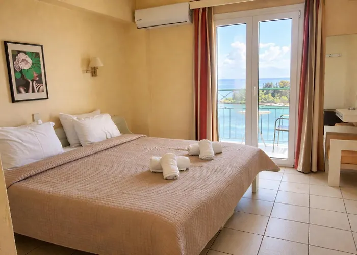 Aegli Hotel Perama 