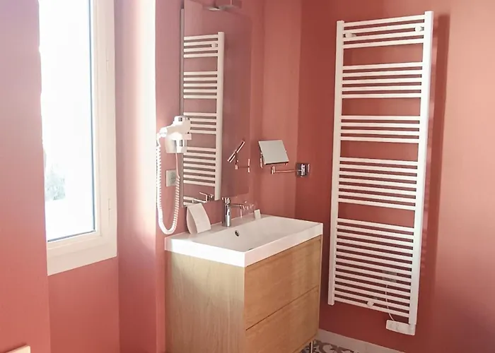 Les Galets Hotel Et B&B Bandol