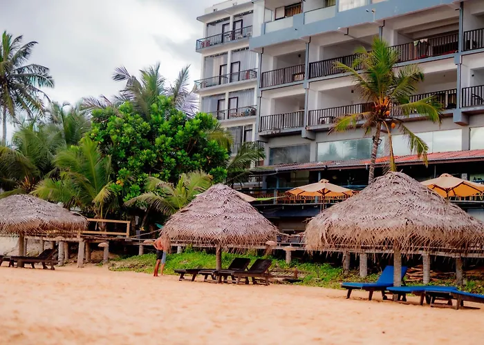 Lavanga Beach Hikkaduwa