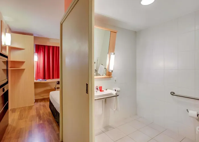 Ibis Vitoria Praia De Camburi