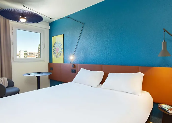 Ibis Marseille Timone Hotel