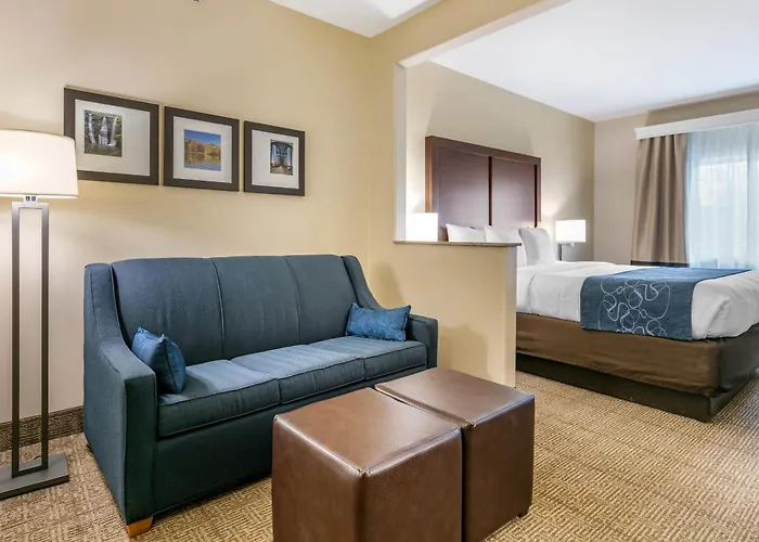 Comfort Suites Batesville
