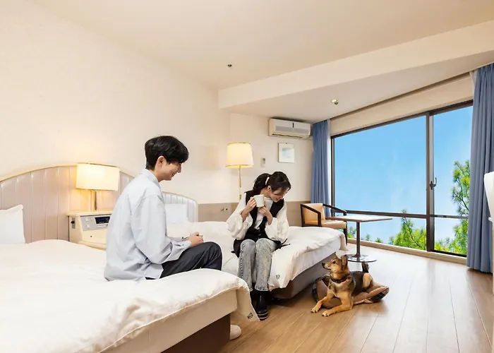 Wan Wan Paradise Izukogen Ito 