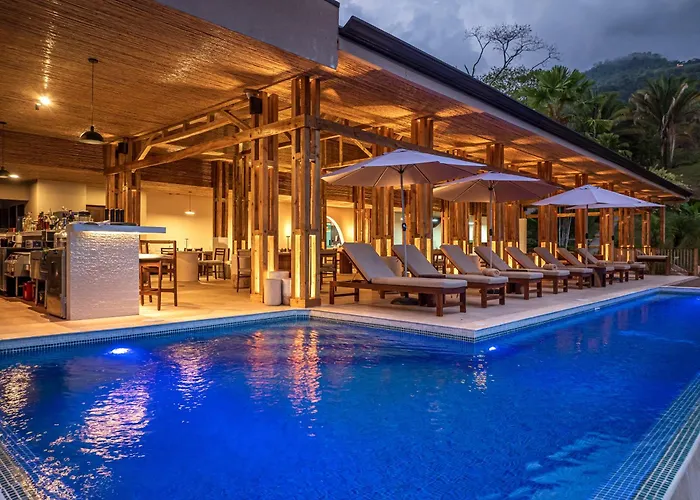 Tiki Villas Rainforest Lodge - Adults Only Uvita