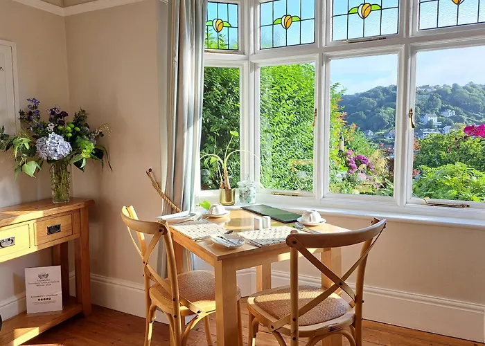 Schooner Point Guest House Looe