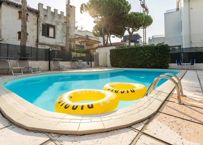 Hotel Consul Dipendenza "La Plata" Con Piscina Riccione